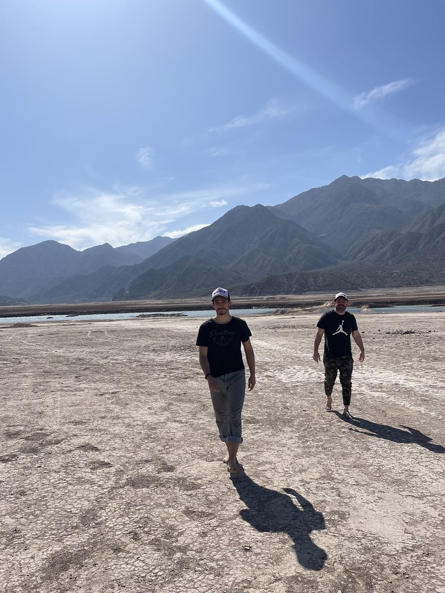 ArtuGrande's tweet photo. Ayer tuvimos team day de Q con la board de @KnolyMe en Potrerillos, Mendoza 🇦🇷

Lindo día para reflexionar  sobre cómo empezamos y hacia dónde vamos;

- Desafíos tecnológicos
- Cambios de paradigma en la industria #HRTech
- Opciones de financiamiento en Web3
- No falto la 🥩🚀 https://t.co/rZECeaba10