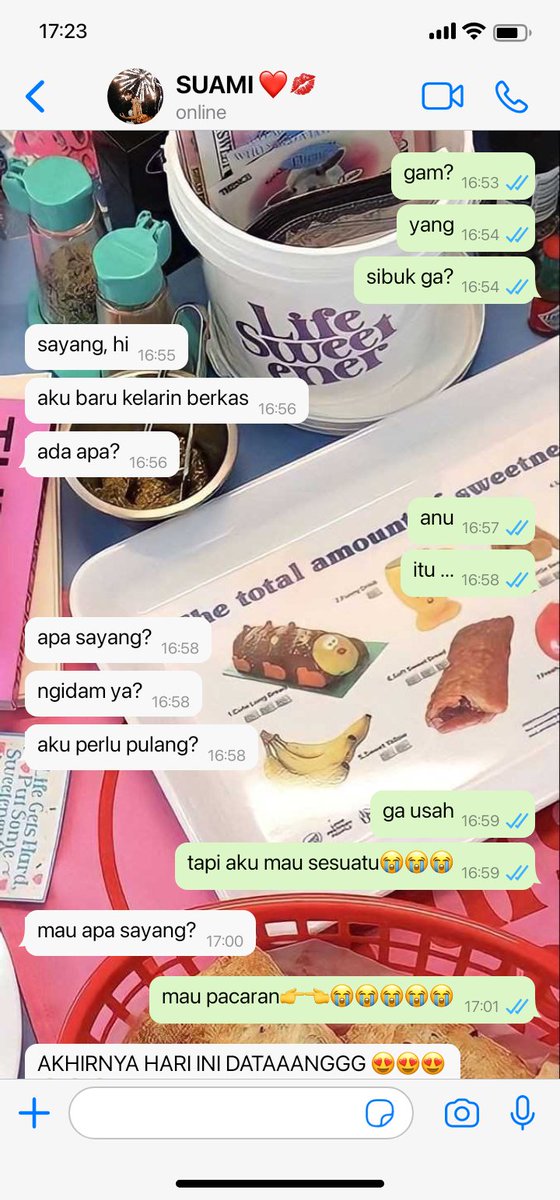 _ashwriting's tweet photo. ; "WHAT IF" Dilla Ngidam

Huang Renjun few tweets au 
from gamadilla

cw // harsh words 

_ashwriting https://t.co/wZVHppRpBT