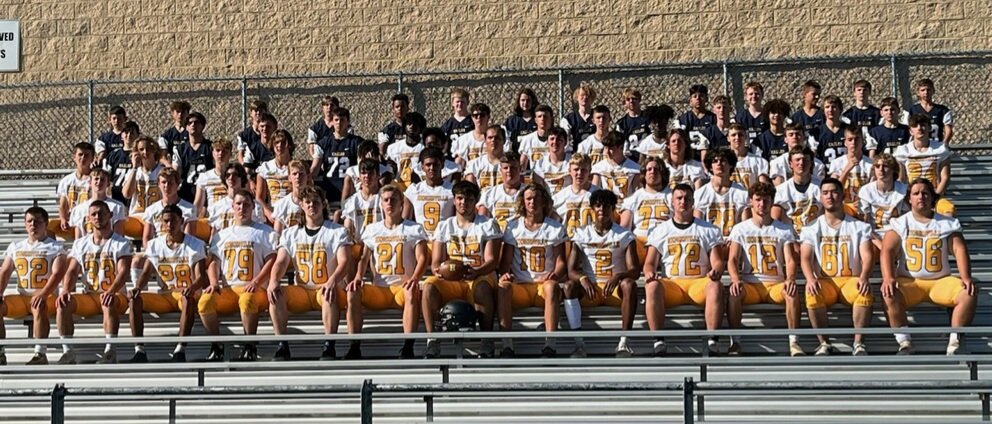 HedgesvilleF's tweet photo. It's Game Day!!! https://t.co/g57rJGC7xL