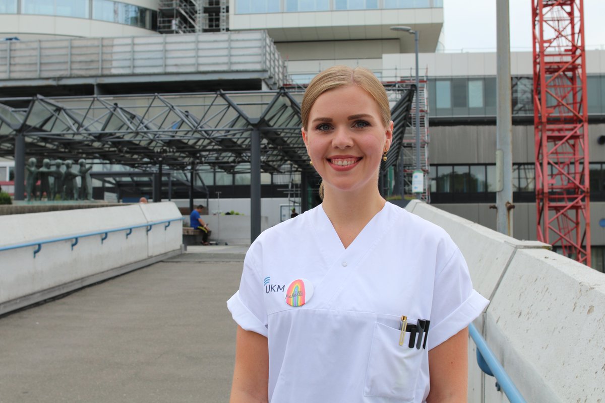 UK_Muenster's tweet photo. #Pflege in der #Pädiatrie: UKM-Themenreihe mit Fokus auf pflegerische Kolleg*innen in der Kinder- und Jugendmedizin startet in der nächsten Woche | #ukmkarriere
___ 
👉 Dein Job in der Pädiatrie: https://t.co/glD87XgW5q https://t.co/hcVfyk2DO4