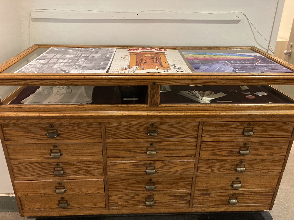 Cooper_Library's tweet photo. A Treasure Chest of prizes awaits.. (posters and other surprises) #LibraryBingo #WelcomeWeek #LibraryWorkshop https://t.co/oZc2p0fTej