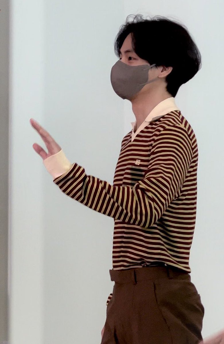 Supbnj's tweet photo. ชอบหุ่นยัยน้องจัง ลีนสุดๆ มุมนี้ตัวเร้กตะโกน https://t.co/G17l4lPdZS