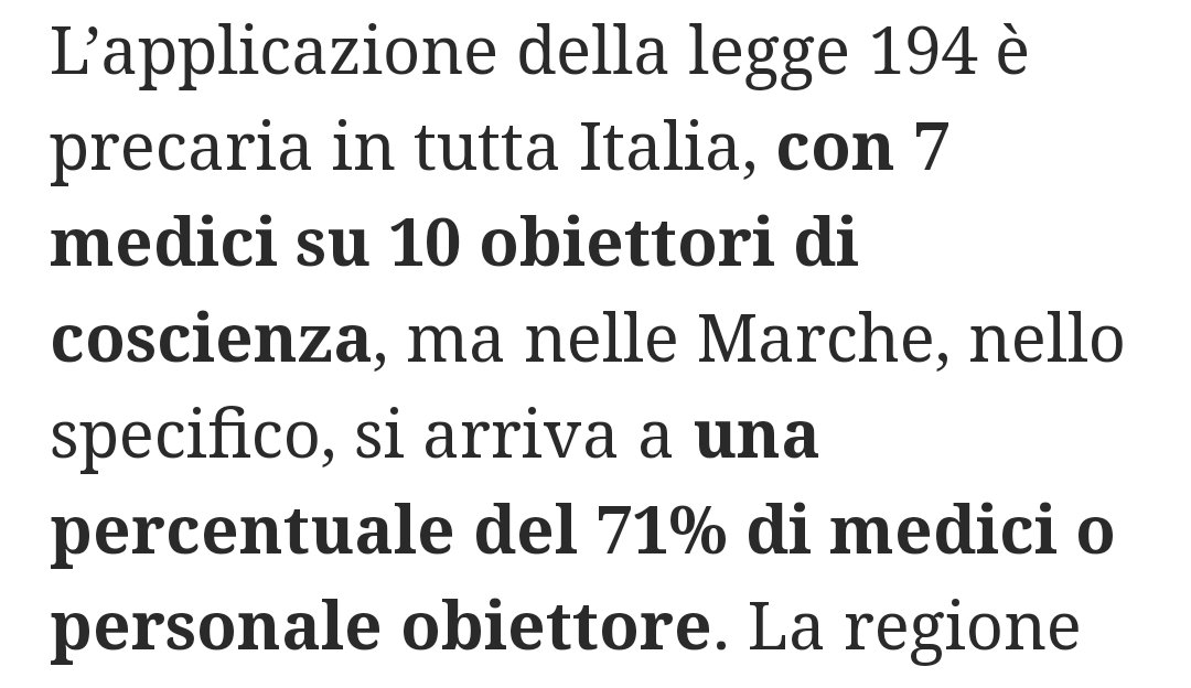vignetta_la's tweet photo. Il fatto quotidiano tuona contro la gestione di FdI nelle Marche.
Si parla di aborto. 
In Italia 7 medici su 10 sono obbiettori. Nelle Marche addirittura il 71% percento dei medici è obiettore
Traduciamo tutto in un verso o nell'altro.
Italia 7/10 = 70%
Marche 7,1/10 = 71% https://t.co/KdeomvQ7Vx