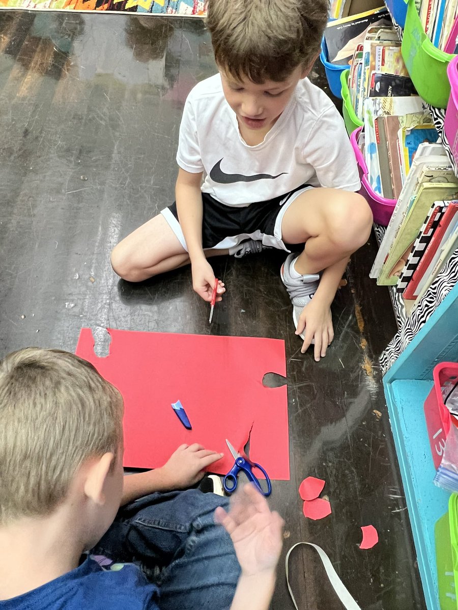 Sarah Cole tweet media