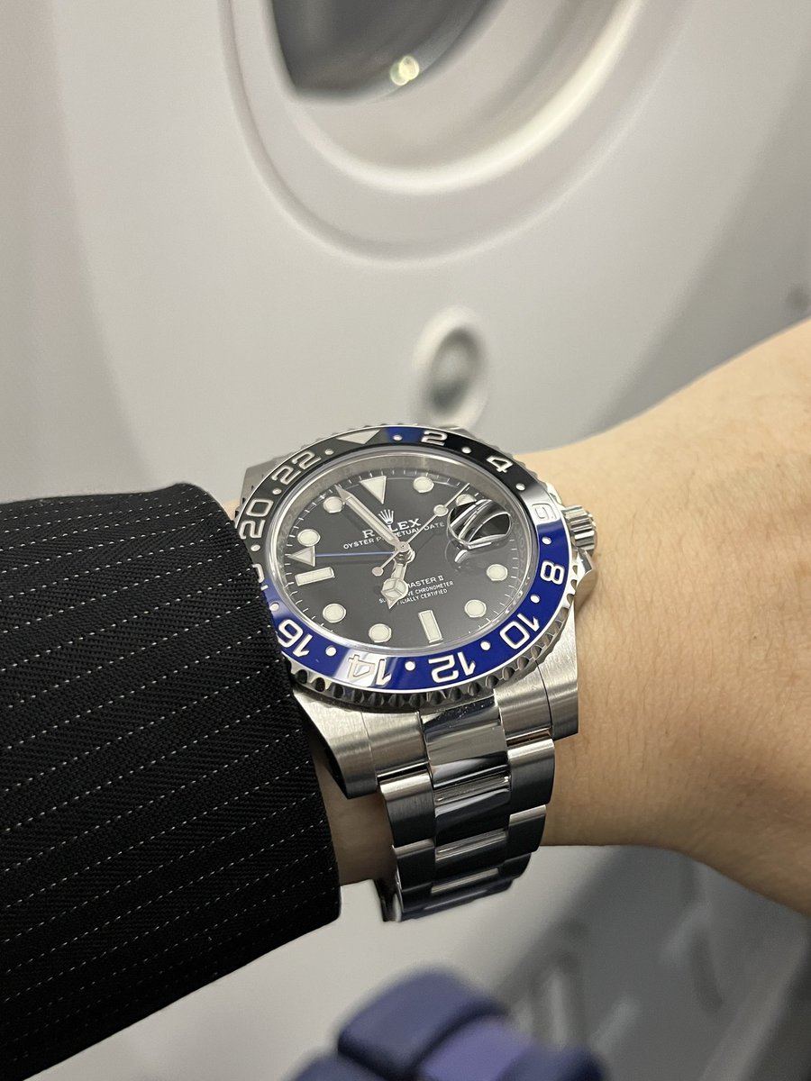 perrier_lex's tweet photo. 久しぶりの飛行機と久しぶりの青黒

流れに乗ってオイスターブレスの青黒に衣替えしました

なんとなく引き締まった感 https://t.co/xbNw0AX6gT