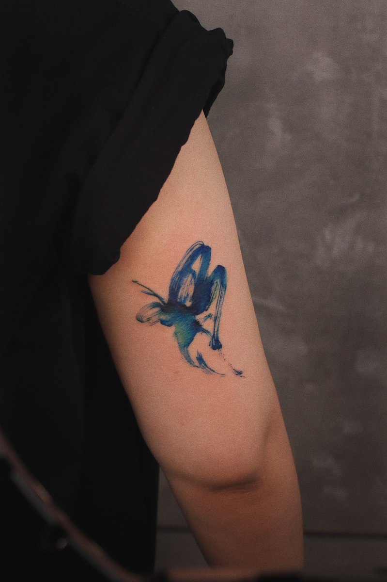 wishtattt's tweet photo. 🦋
Brush https://t.co/Wj2b971EAU