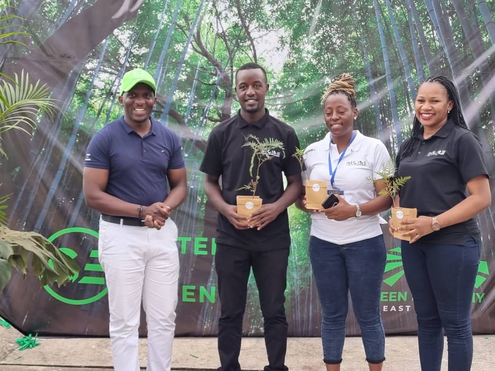 GreenEconomyEA's tweet photo. 'Forests are the lungs of our land, purifying the air and giving fresh strength to our people.' – Franklin D. Roosevelt
@GreenEconomyEA gave away free tree seedlings. A tree given, is a Tree planted
#UnitedForGreen #GEEA https://t.co/HMbRfSIKYA