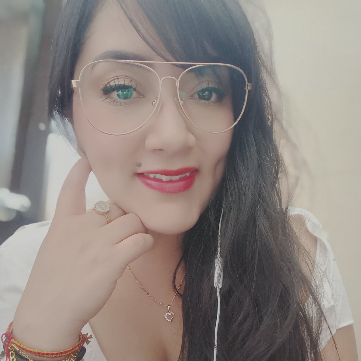 tolivefo's tweet photo. #NuevaFotoDePerfil https://t.co/F82Vcu6HxV