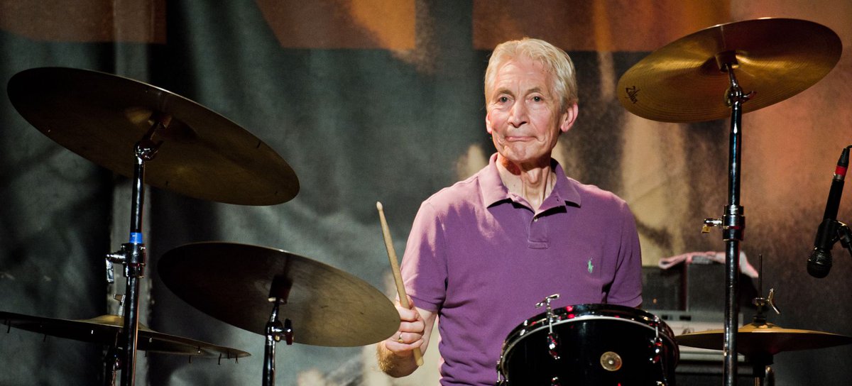 A un año de la desaparicion física de Charlie Watts. Baterista de los #RollingStones.