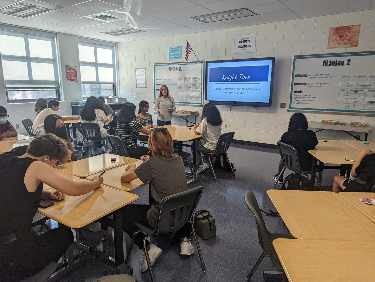 Starting the day with Knight Time, our Advisory lesson. Ms. Bien had students introduce themselves and their favorite subject. Making connections count! @SolomonTWright1 @Tara_Woolever @sdavis1908 @mbonner_Champe @ChampeKinz @JohnChampeHS @TheChampeAD #champeexcellenceeverywhere