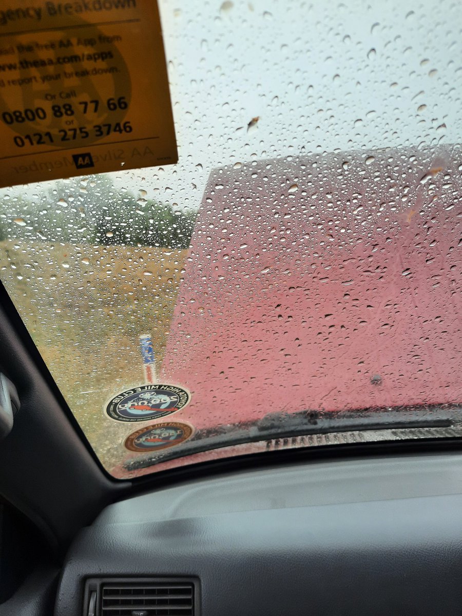 xxPRINCESSxx1's tweet image. @TheAA_UK  3hrs ago we contacted you and we are still waiting on the M6 TOLL, the kids are crying and I'm loosing it. #AAbreakdown #Priority  Priority My Eye!