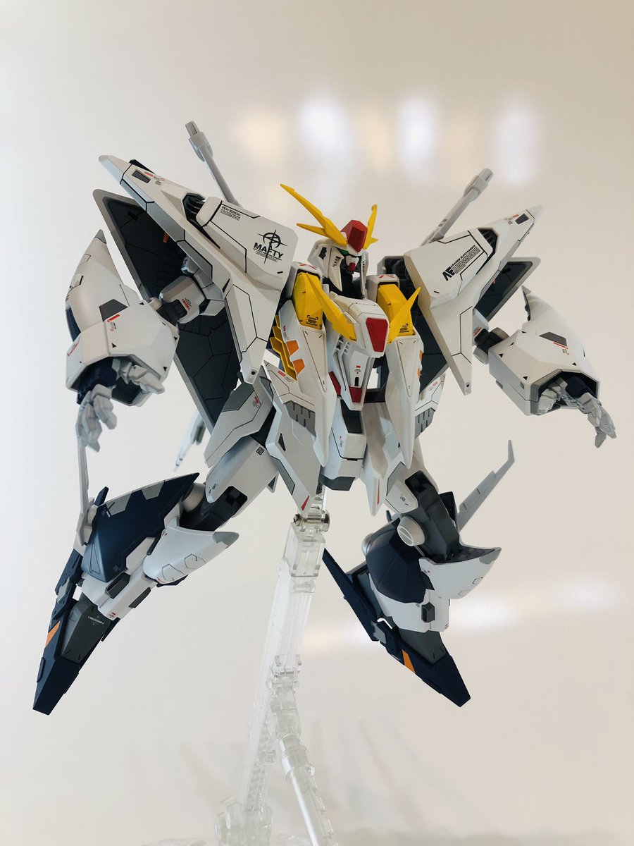 rodemunmunmun's tweet photo. クスィG完成。
濃紺の調色かなり悩みましたが満足してます。
#クスィガンダム
#ガンプラ
#XIGUNDAM
#RX105 https://t.co/ozQvvJqtvy