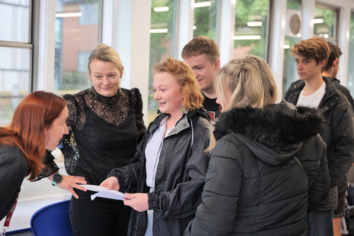 BedfordModern's tweet photo. Today we celebrated again as students received outstanding #GCSEresults. Better than last year’s teacher-assessed grades, there was a marked increase in the top grades awarded with 53% ranked 9-8, equivalent to an old A*, and 30% at grade 9. Read more: https://t.co/SyKQ7CgXcV. https://t.co/oI44HN0hP2