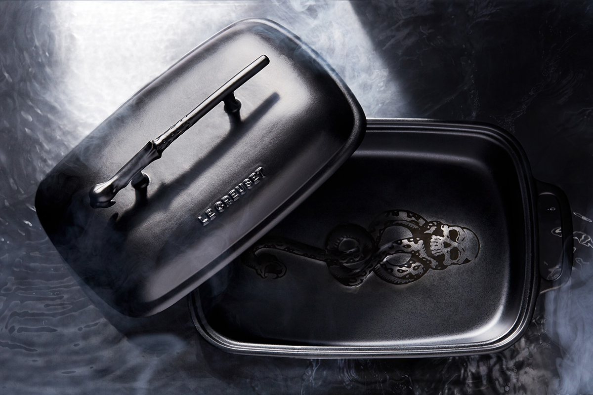 creapills's tweet photo. La marque française Le Creuset lance une gamme de cocottes et ustensiles de cuisine Harry Potter
 
Plus d’infos : https://t.co/QdWmpsn7t0 https://t.co/cGOWVfWDhs