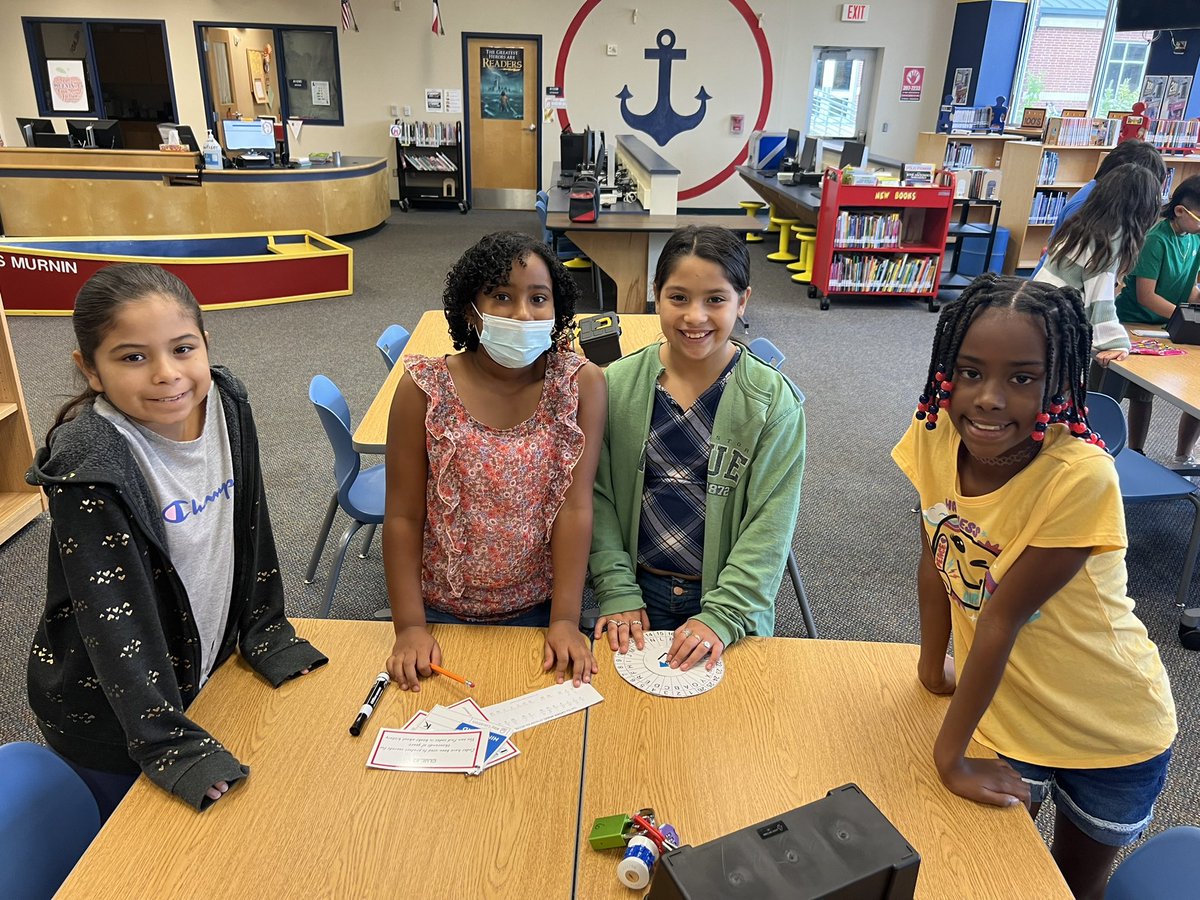 Raquelf1031's tweet photo. Students working hard to solve the library mystery @NISDMurnin while enjoying our library makeover! #Breakoutboxes #NISDIgnited #MurninIgnited https://t.co/XkFAuoXPMw