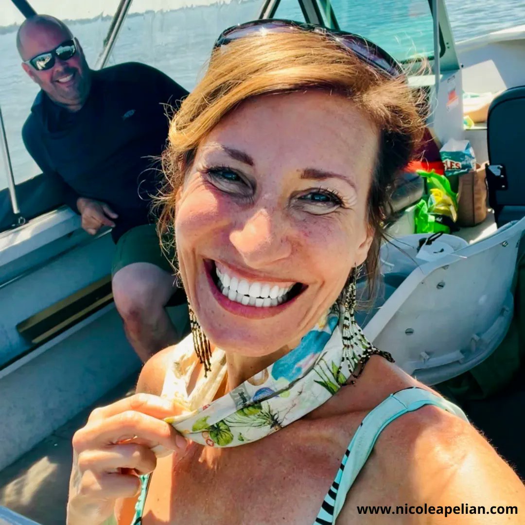NicoleApelian's tweet photo. Whatโs your favorite activity on the #water?๐ฆ Shrimping?๐ฆ Fishing?๐ฃ Swimming?๐๐ปโโ๏ธ Crabbing?๐ฆ Enlighten me! Here I'm soaking up the last bit of summer #crabbing on #Willapa Bay!โ๏ธ Notice my #foraging bandana?๐ฟ
#aloneshow #nicoleapelian https://t.co/XAXXVL9rLh