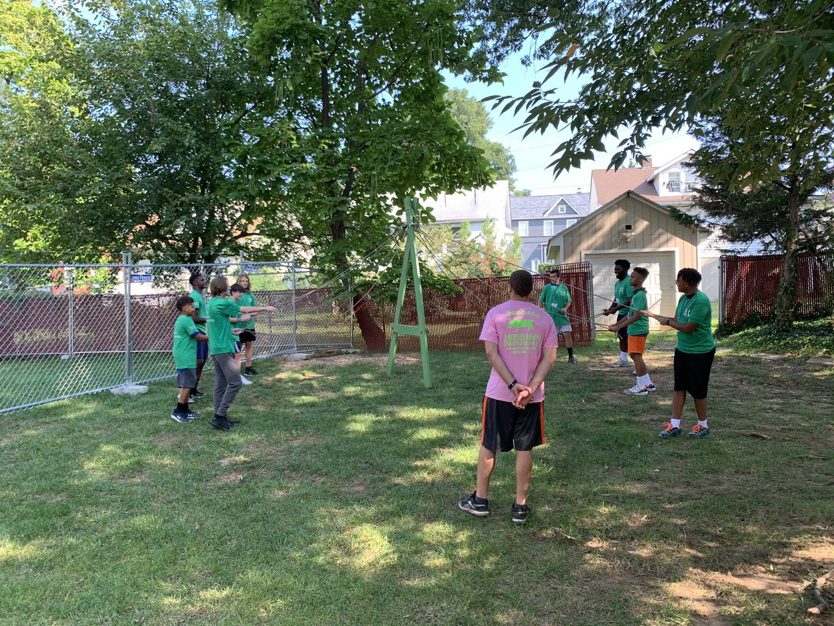 DMHouseCup's tweet photo. Thanks #Calleva for helping our @DeMathaCatholic #Classof2026 Gentlemen and Scholars build #OneStrongBrotherhood https://t.co/86ApsM0BSr
