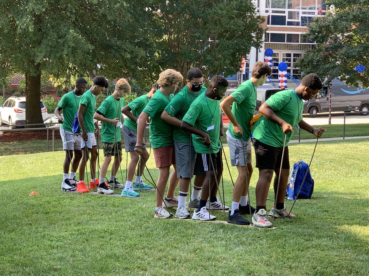DMHouseCup's tweet photo. Thanks #Calleva for helping our @DeMathaCatholic #Classof2026 Gentlemen and Scholars build #OneStrongBrotherhood https://t.co/86ApsM0BSr