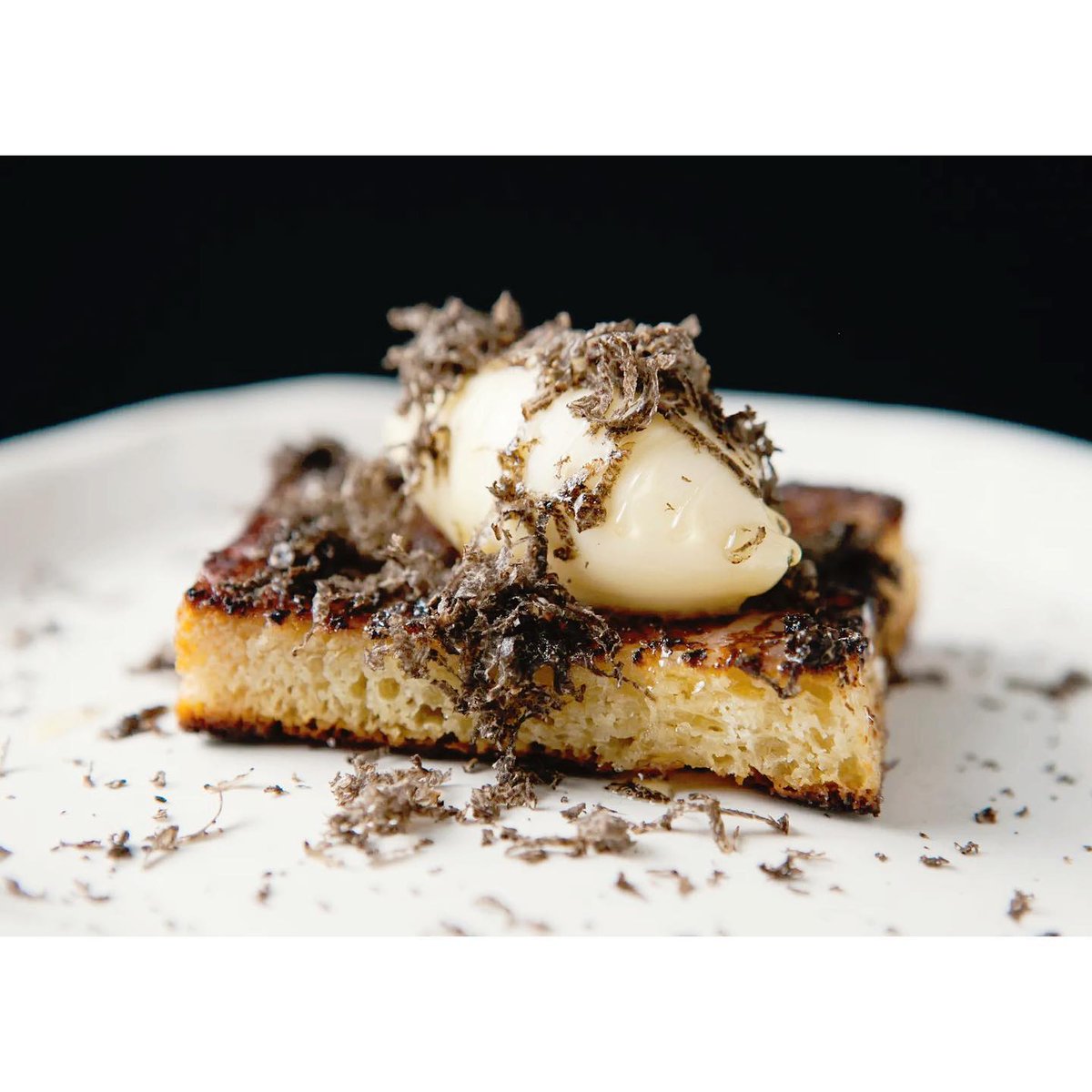 Traveling to Chicago this fall? Check out these restaurants &amp; get your fill of truffle dishes:

🍽️ <a href="/BokaChicago/">Boka Chicago</a> 
🍽️ Joe's Wine Imports
🍽️ <a href="/BarKumiko/">Bar Kumiko</a> 
🍽️ Kikko
🍽️ <a href="/BLVDchicago/">BLVD Steakhouse</a> 
🍽️ <a href="/edeninchicago/">Eden in Chicago</a> 
🍽️ Smyth
🍽️ <a href="/elskerestaurant/">elske restaurant</a> 

americantruffle.com #AmericanTruffleCompany®