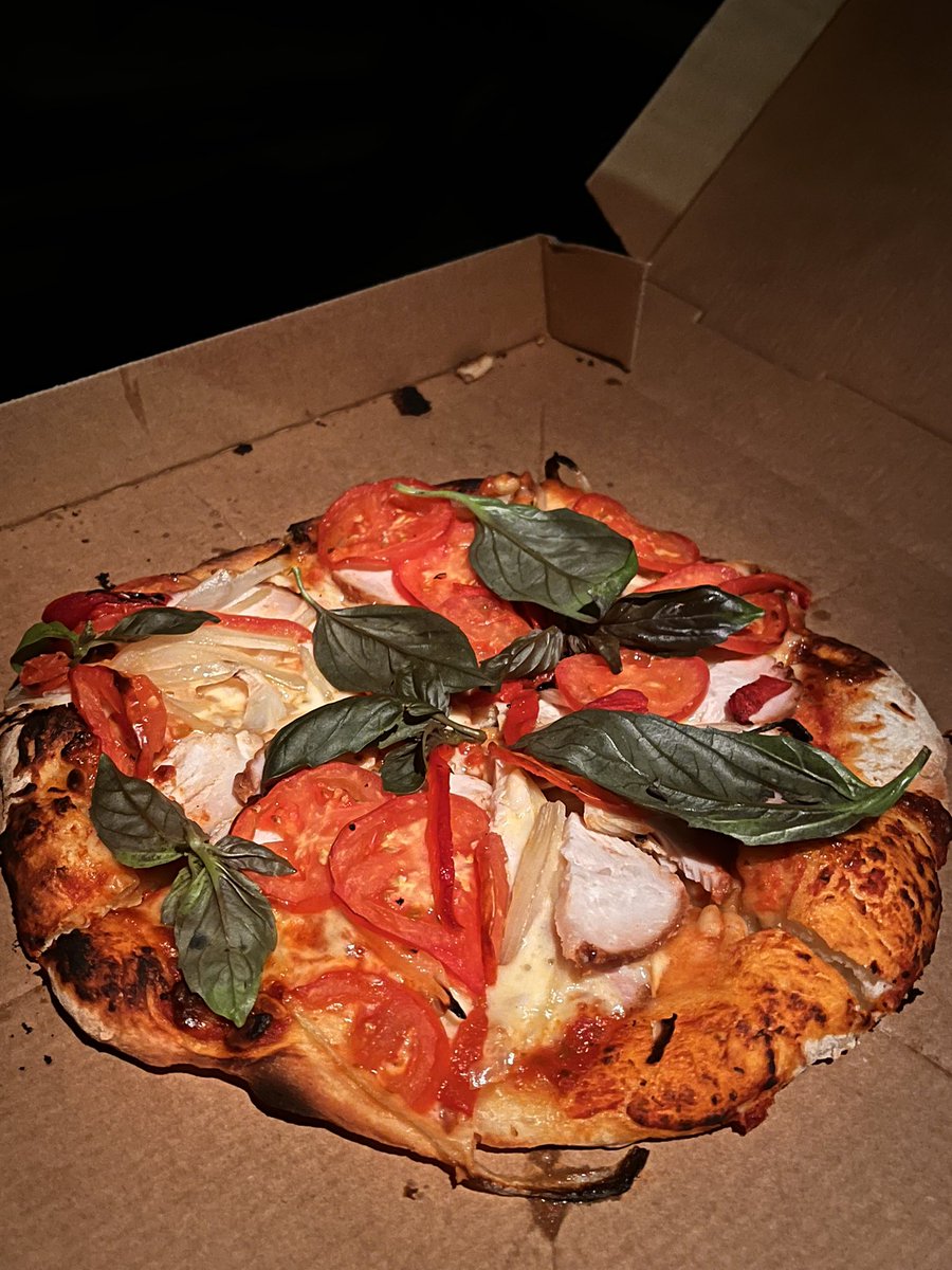 AustralESports's tweet photo. Tonight our founders enjoyed beautiful wood fire pizzas from the local 🍕shop!
Great way to end a good day of work!

#BehindTheScenesAtAESG #workingfromhomelife #Pizza #thusdayvibes https://t.co/Th1PvRYRxe