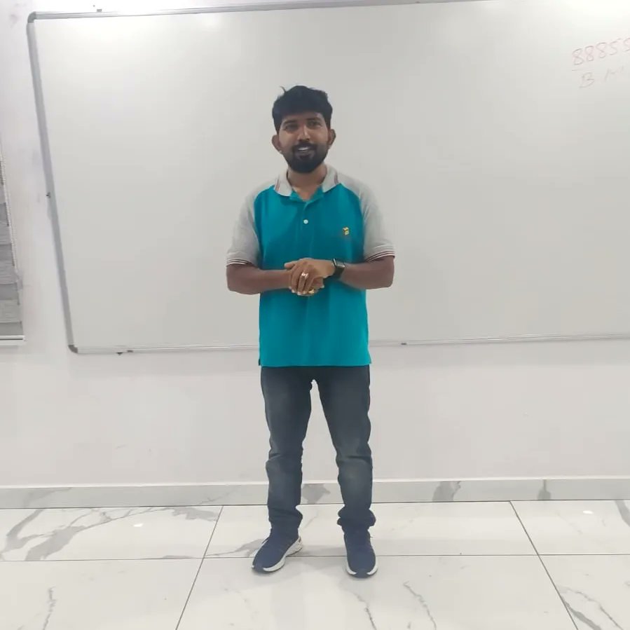 HoneyyGroup's tweet photo. Day 2 training continues post-lunch as the new employees are given detailed inputs on what they can expect from working with us
salestraining #NewEmployees #NewEmployeeTraining #HoneyygroupEmployees #SalesandMarketing #SalesJob #newcareerstart #NewWork #CorporateOffice https://t.co/TwNUOqlYc6
