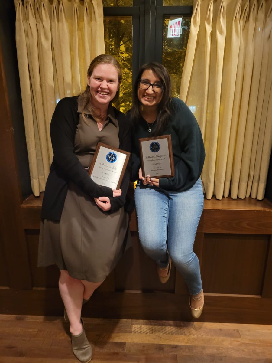 Sfreckle4's tweet photo. Enjoyed my time at #ACSFall2022 as an invited young investigator. Thank you #ACSDIC and @KovnirLab for this opportunity! Congrats to @ShrutiHariyani as well! https://t.co/VIqloJT5At