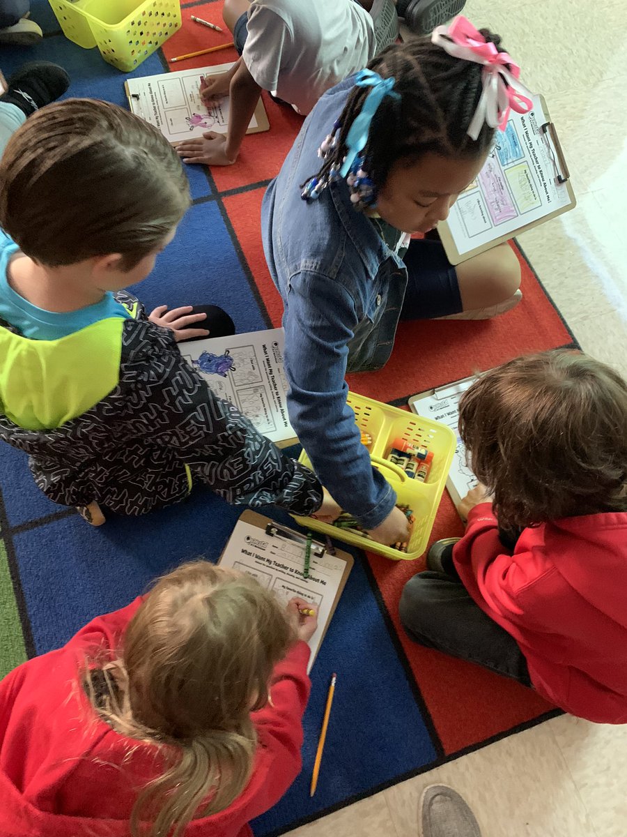 Sharing our “Tool Kits” while working on what makes us all Younique #toolsarenottoys <a href="/Quaver_Ed/">QuaverEd</a> <a href="/MadisonElem/">Madison Elementary School</a>