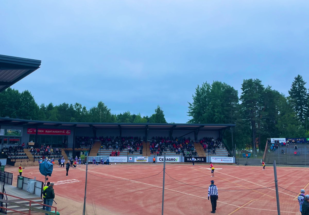 Kitee away! 👊

#kauasonpitkä #pesis 
<a href="/vimpelinveto/">Vimpelin Veto</a> - <a href="/KiteenPallo90/">Kiteen Pallo</a>