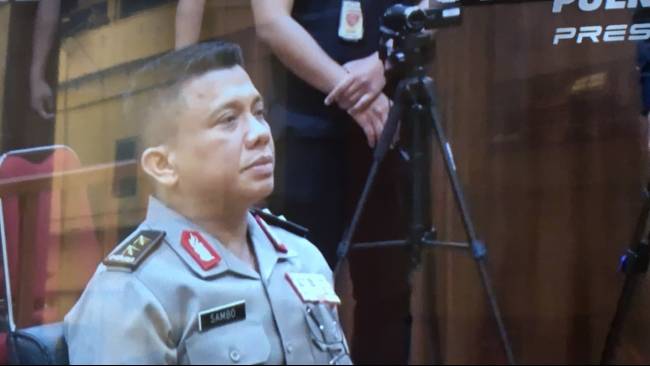 KompasTV's tweet photo. Ferdy Sambo Disebut Kehilangan Hak untuk Mundur dari Polri sebelum Sidang Etik, Ini Aturannya https://t.co/ObtfZVLEKe https://t.co/i3PORRwRpZ