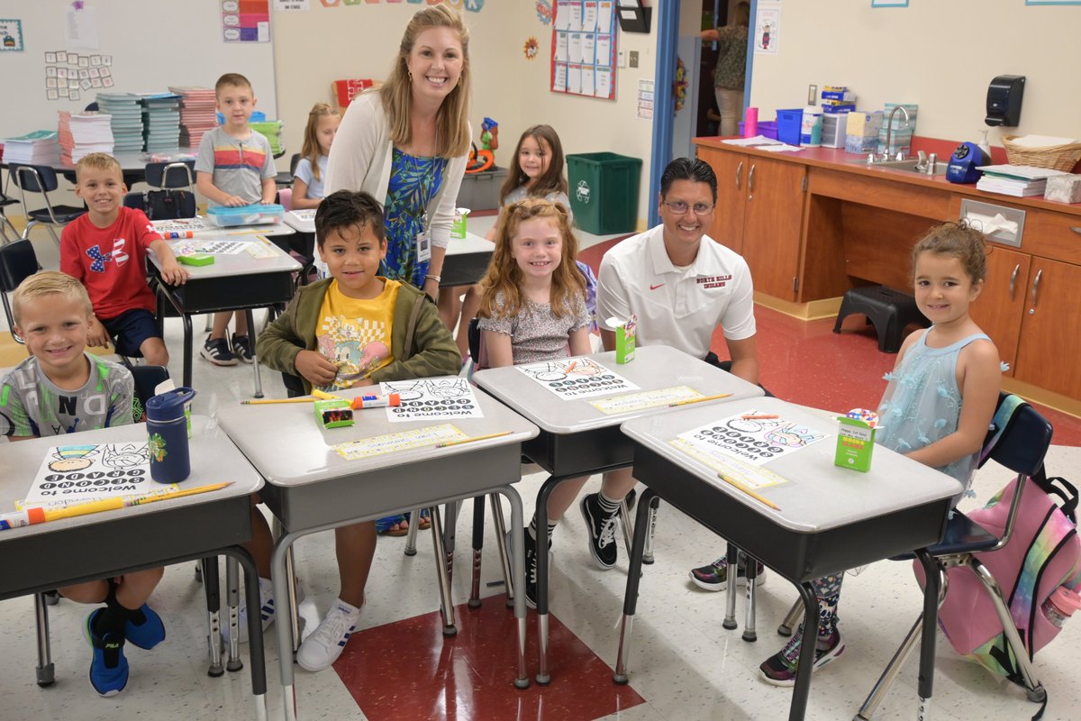 north_hills's tweet photo. We had a great #nhfirstday! Thank you, North Hills! #nhproud https://t.co/b9Vj6NzPoa