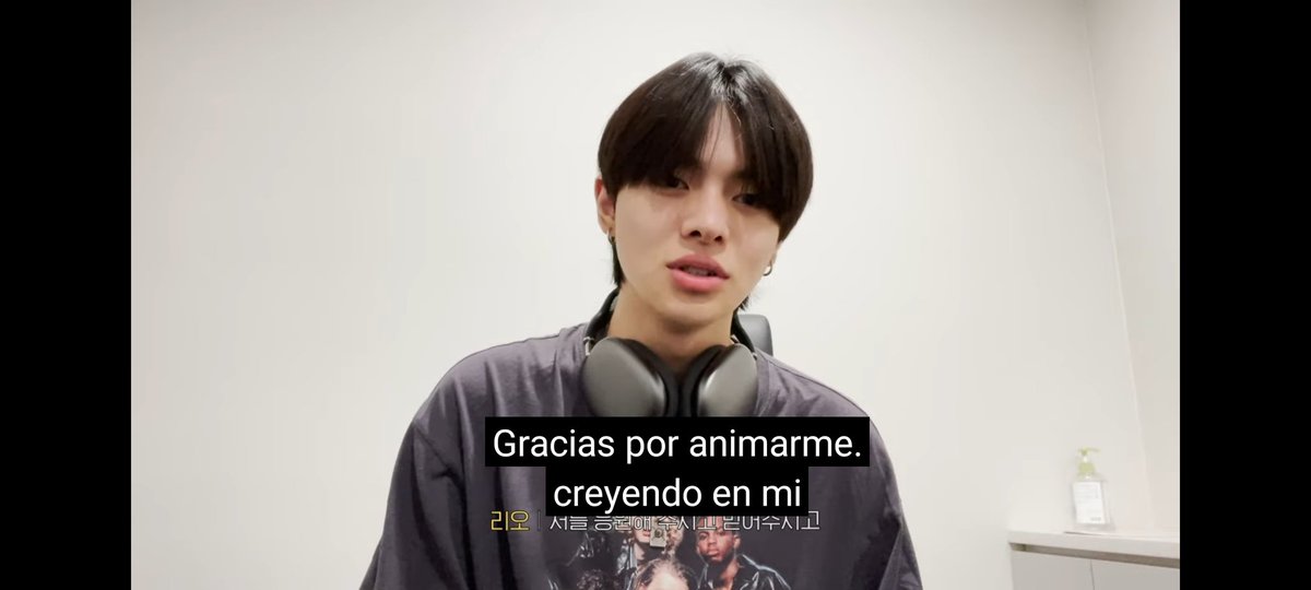 ara_T07's tweet photo. Me voy a llorar 😭 nunca me imagine esto, pero Leo seguiré apoyando al grupo y a ti en las decisiones que tomes ♡ 
#TraineeA @trainee_a https://t.co/XMtRQXgf8E