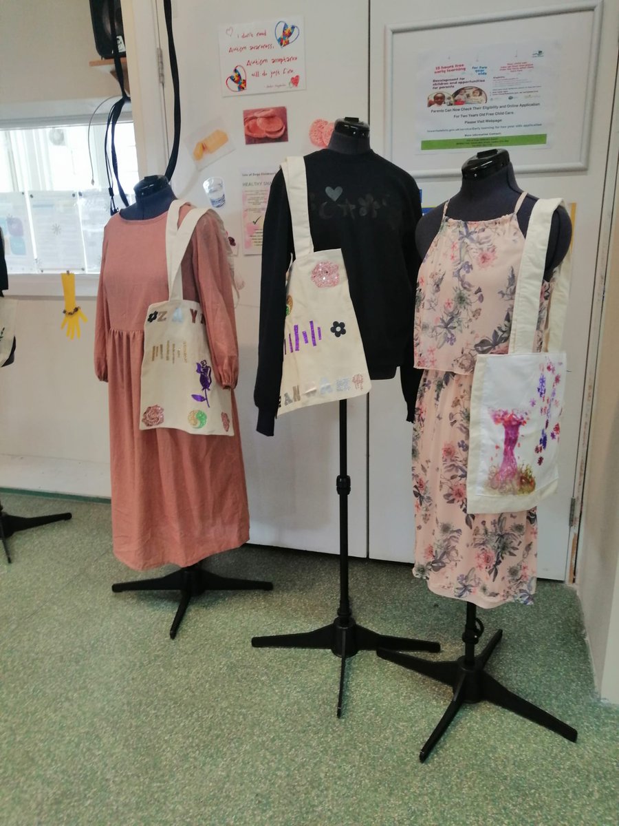 SoGrowth's tweet photo. Come take a look at our 'End of Summer Exhibition' at Isle of Dogs Children and Family Centre until 5pm! #THICN #myendsvru @mediorite @thepeopletweet @TowerHamletsNow https://t.co/WUpElfOycv
