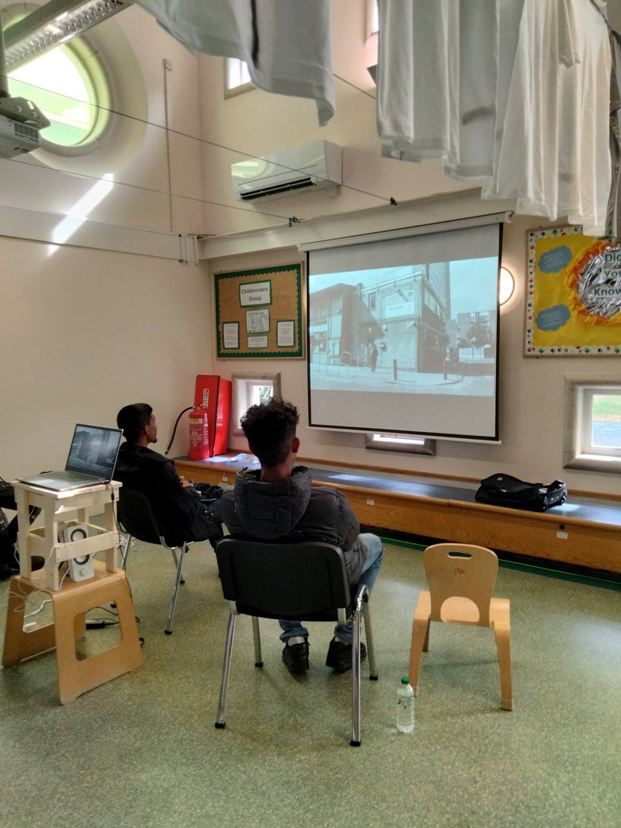 SoGrowth's tweet photo. Come take a look at our 'End of Summer Exhibition' at Isle of Dogs Children and Family Centre until 5pm! #THICN #myendsvru @mediorite @thepeopletweet @TowerHamletsNow https://t.co/WUpElfOycv