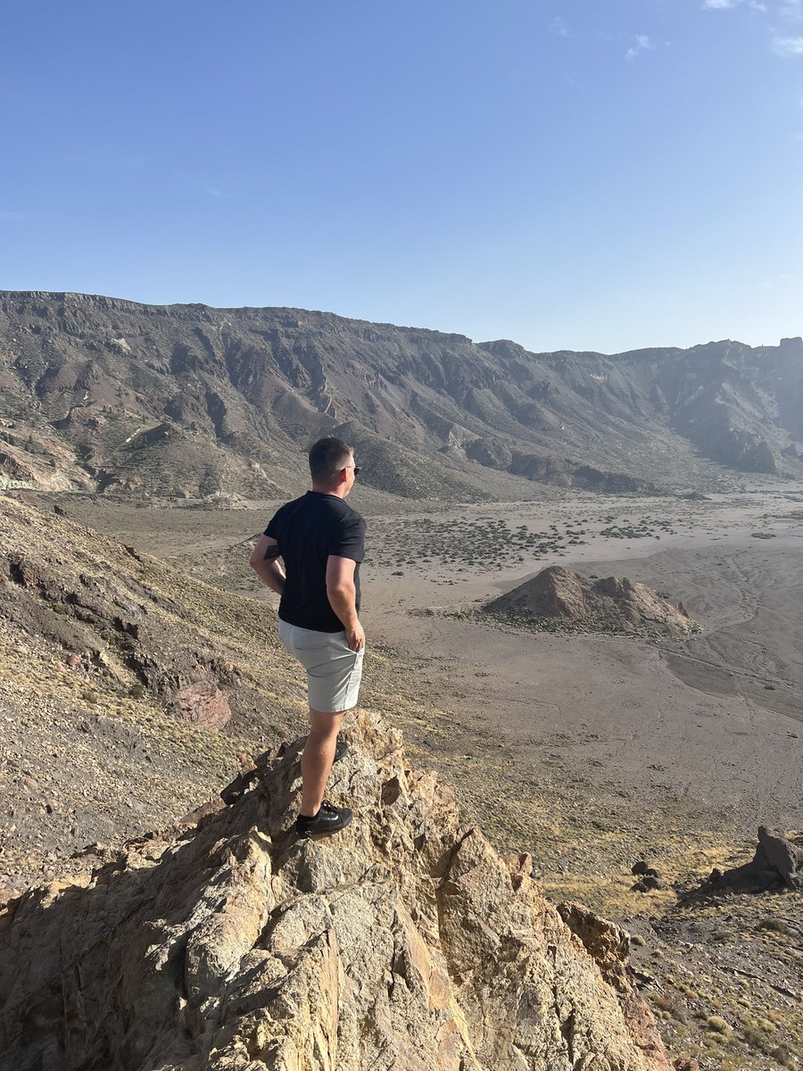 ItsTimAllen's tweet photo. Had the most amazing time exploring Tenerife last week. This photo at the top of Mt Teide was a highlight  #travel #Tenerife https://t.co/j0DsCTyaIF