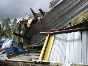 Tropical Storm Fay produced an EF2 #tornado in Cleburne County, AL, on August 25, 2008. It was on the ground for only 0.36. miles, but heavily damaged a gas station, an autobody shop, and downed numerous trees. More information from @NWSBirmingham - https://t.co/jBbPZ69Ues #alwx https://t.co/MMGmf3wyHE