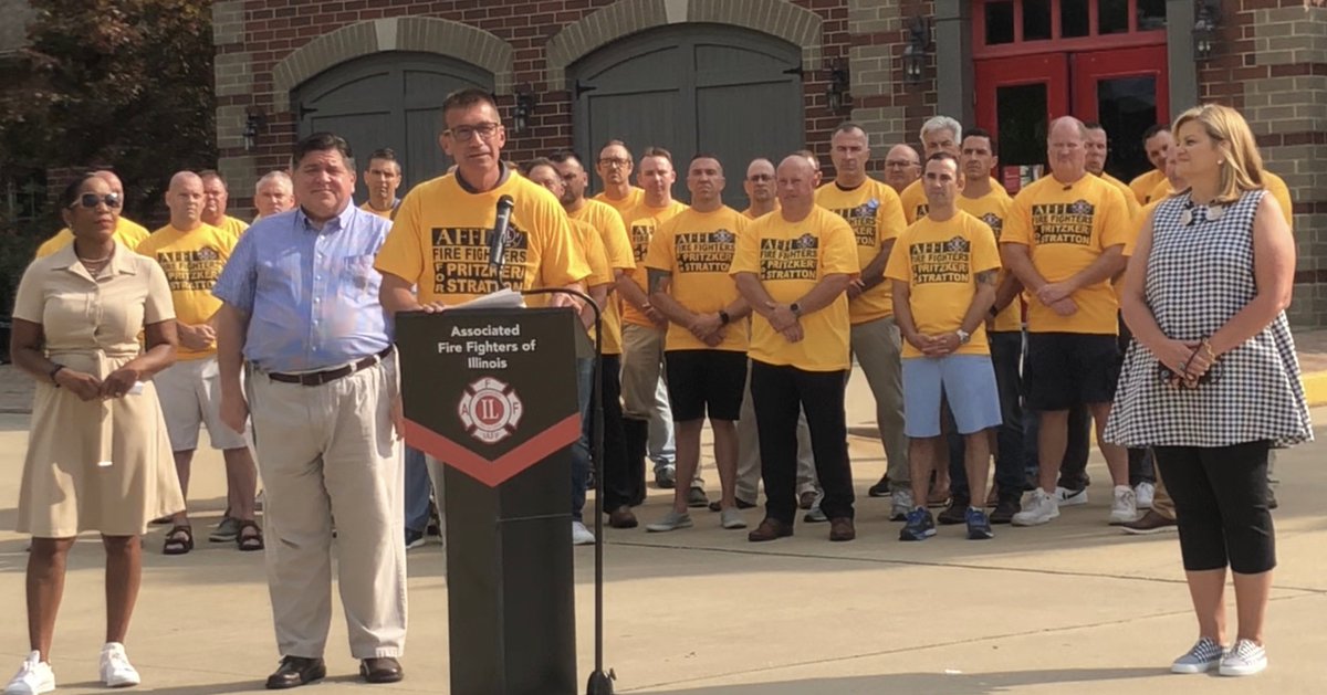 AFFI1935's tweet image. Today, President Chuck Sullivan and members of the AFFI proudly announced our endorsement of Governor @JBPritzker and Lt. Governor @JulianaforLG for a second term! 
Governor Pritzker has been a voice for working class families, union members, and first responders.