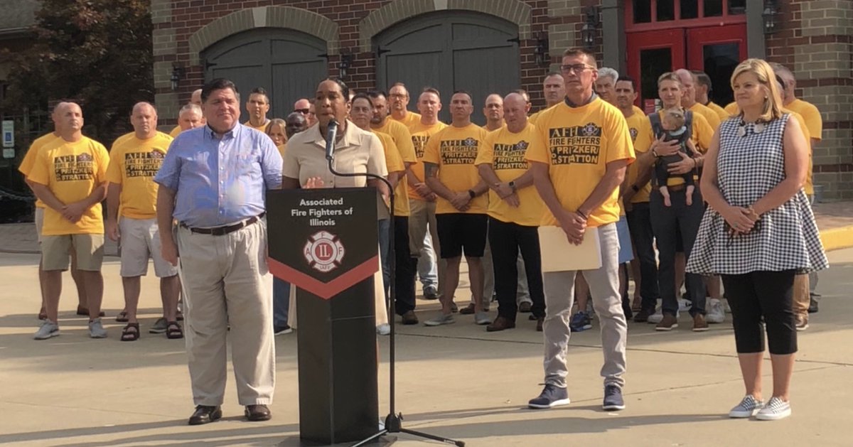 AFFI1935's tweet image. Today, President Chuck Sullivan and members of the AFFI proudly announced our endorsement of Governor @JBPritzker and Lt. Governor @JulianaforLG for a second term! 
Governor Pritzker has been a voice for working class families, union members, and first responders.