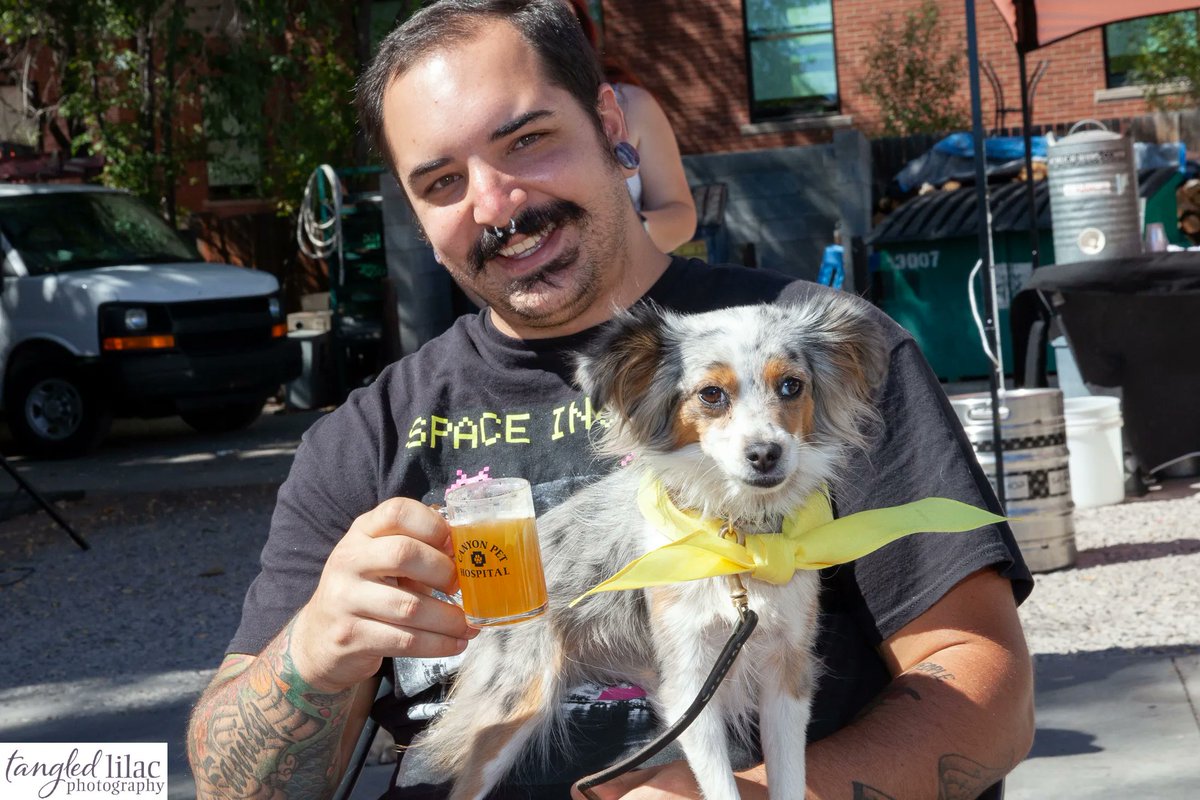Tangled_Lilac's tweet photo. I'll be roaming at Barks and Brews this Saturday taking photos of you and your pet!  I hope you'll come out and support this amazing event!  See you Saturday!!  #flagstaff #barksandbrews #fundraising #furbabies #ItTakesAVillage https://t.co/9UQVVYqhIq