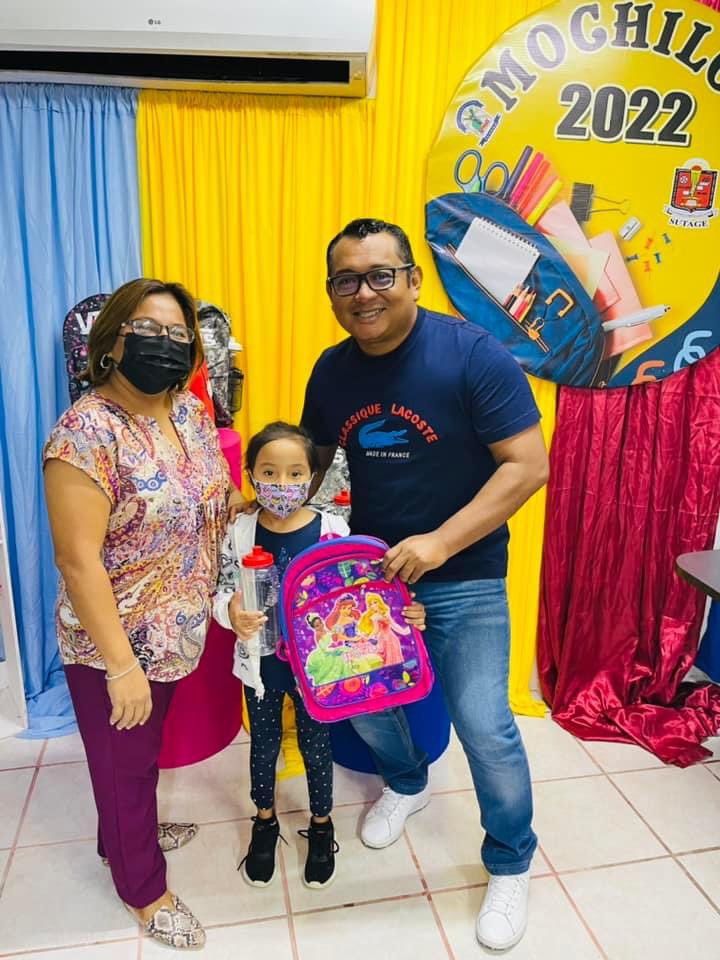 RobertoPootV's tweet photo. Hoy fue un día lleno de éxito y pudimos entregarle sus mochilas a más de 200 estudiantes de diferentes niveles académicos. Como siempre eh dicho, TRABAJO, MATA GRILLA 👊🏾#FSTSGE #SUTAGE
@MaraLezama @RicardoSanchzH @yohanet_torres @yensunniOPB @CarlosJoaquin @ZogbyMtz https://t.co/Xmdq4CtXlf