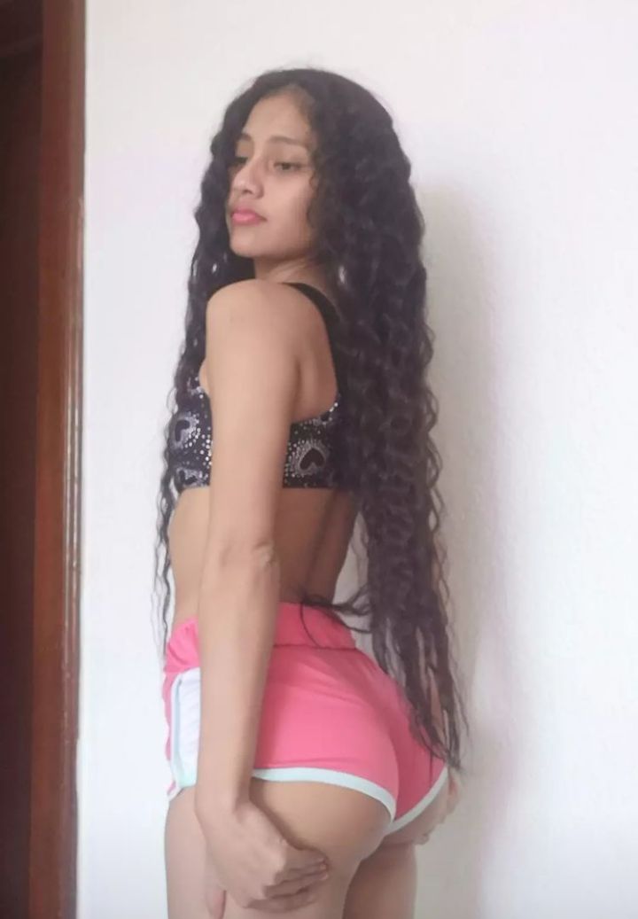 AliceSan_1's tweet photo. RT y recibirás una sorpresa al DM 
#RT #flaquitasricas https://t.co/Hv7x9J27qu