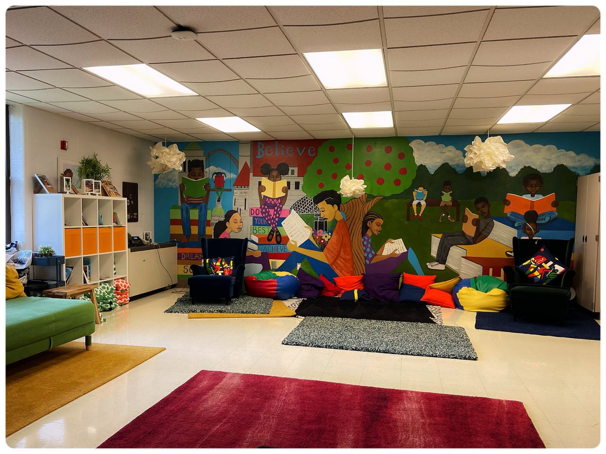 McWilliamsMike1's tweet image. I spent time in Riverview Garden, MO this week. My office was the #BELIEVE ROOM. I’m inspired by this room, these educators &amp;amp; THIS WORK! 

I believe education is a doorway to a better life. What do you BELIEVE ABOUT EDUCATION? 👇🏾

#ATPLC #RTIAW 
@DrKramer1 
@SolutionTree