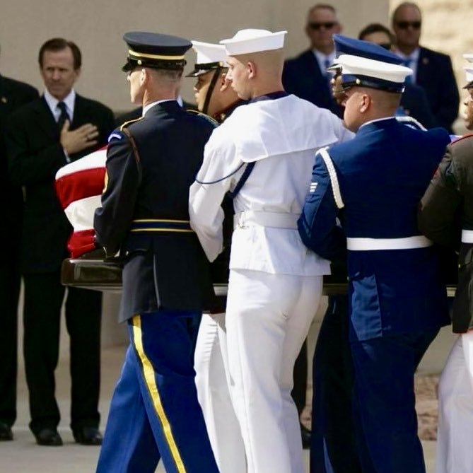 StevenBetts's tweet image. Today, is a tough one…four years since the passing of my dear friend. Remembering the voice and leadership of Sen McCain…authoritarian Russia and China wreaking havoc around the world, his insight and passion for those fighting for freedom is sorely needed. #McCainMemories