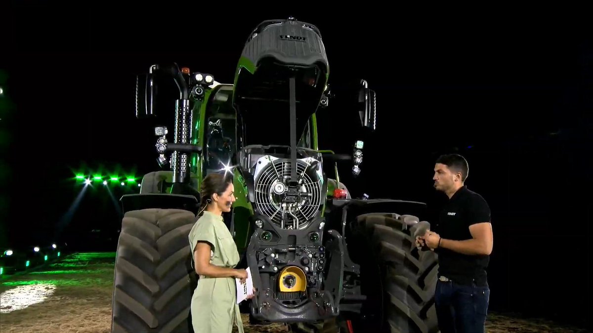 FendtSpain's tweet photo. El exclusivo motor AGCO Power desarrollado para Fendt es un motor de 6 cilindros con una cilindrada de 7,5 l que ofrece una gran potencia.
Además cuenta con el concepto de bajas revoluciones Fendt ID conocido ya en nuestras series 900 y 1000. #NextGen700 https://t.co/cNfWmcaQw2