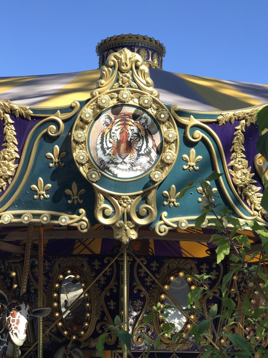 CeciliaQuick's tweet photo. If it’s last Thursday of the month, it’s free early entry at my favorite park, #HappyHollow #HHPZ https://t.co/VYdkvLOzlQ
