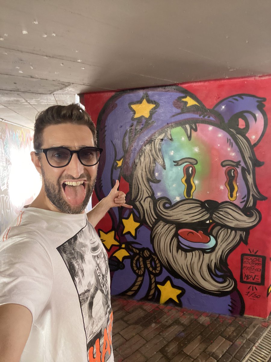 franci64 tweet media