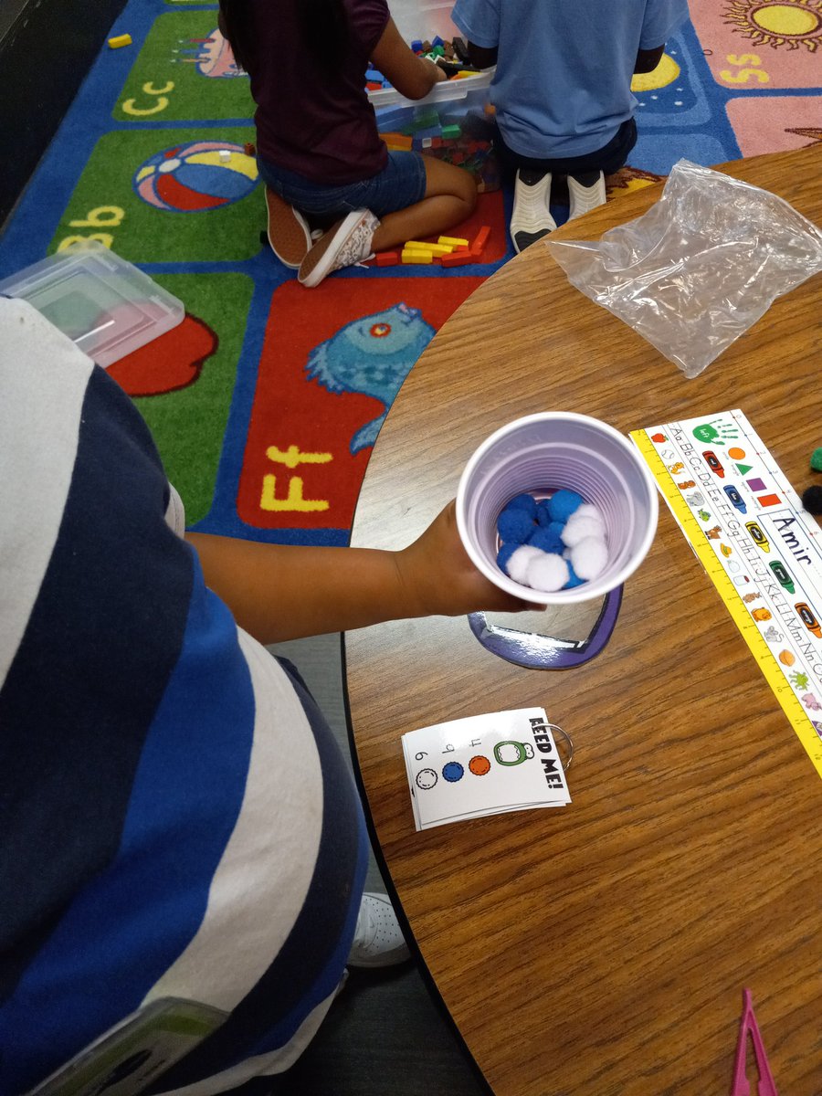 ms_gurule's tweet photo. Introduced new monster activity ❤ sorting and practicing using math manipulatives
#Kindergarten 
#Risdbelieves
#risdmath https://t.co/7E5JAueDxg