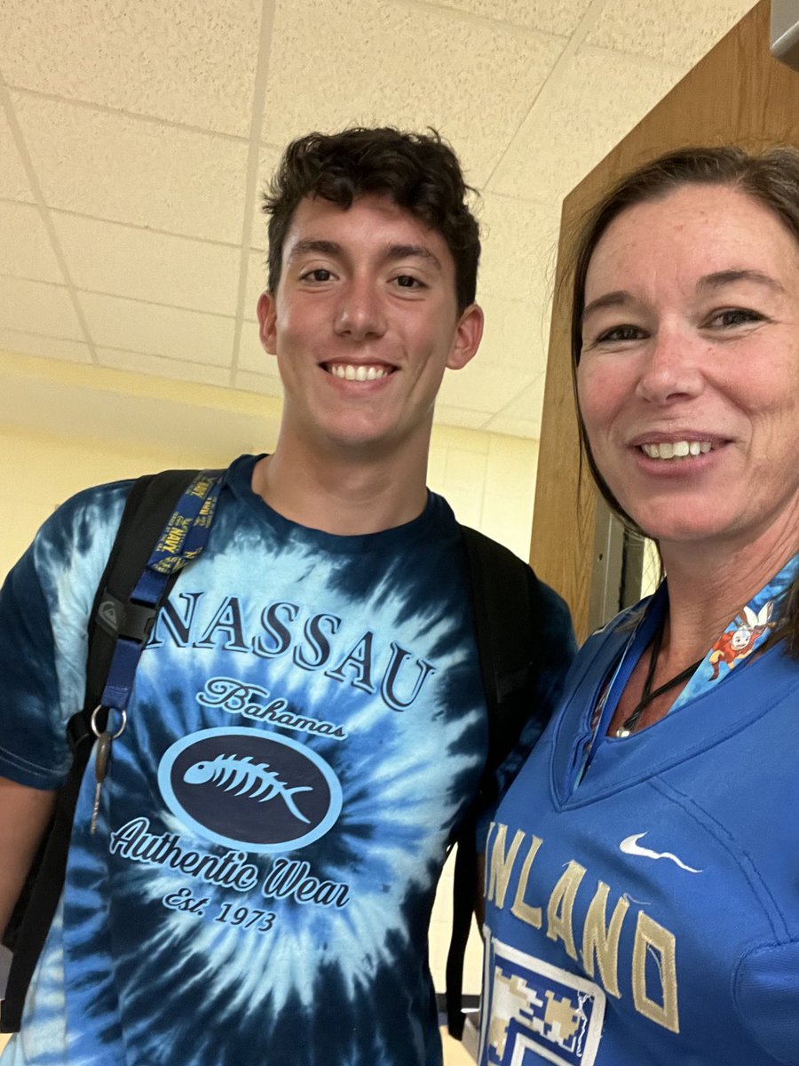 MrsHorton9's tweet photo. My heart! MHS class of 2023 has represented!
Go #13, 15 and 22! https://t.co/KrmsyK8aNj