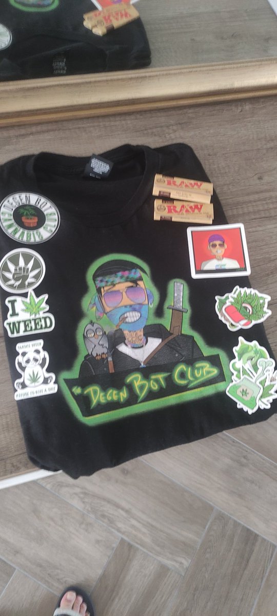 Jef_web3X's tweet photo. Today received my #Dankpack i won in a #Giveaway @degen_bot_cc Mint in one month LFGπ₯π₯ #NFTCommunity #MetaCypherGang #IRL #DBCC #SolanaNFTs @chief_kief_OG @chiefskngdmKCMO @southbaymoose @mii_nikita @Brutusgoingins1 @DannyGrein @PegasusNFT @ImNumberWon420 @sharksfan13 https://t.co/2nZqnSyjZZ