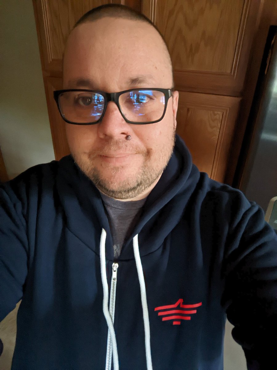 jaygatties's tweet photo. Digging my new @Fwd_Party hoodie. It's soft! #ForwardTogether https://t.co/DvH98TFZVs