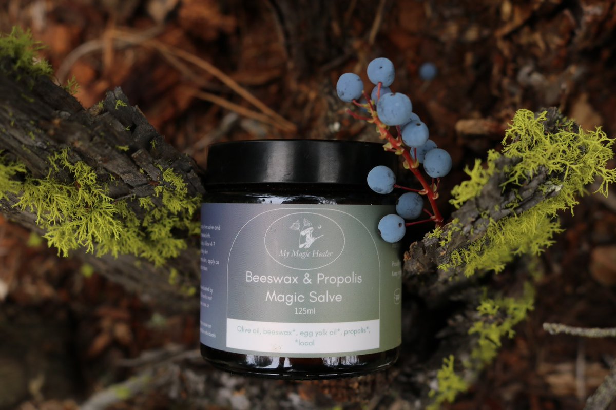 mymagichealer's tweet photo. The formula of our Magic salve has strong anti-inflammatory and anti-bacterial properties balancing problematic skins. It stops bacteria from spreading and enhances skin renewal. #propolissalve  #staph #abscess #skininfection #infection #cyst #infectedskin #skinproblems https://t.co/fGG6G62FGp